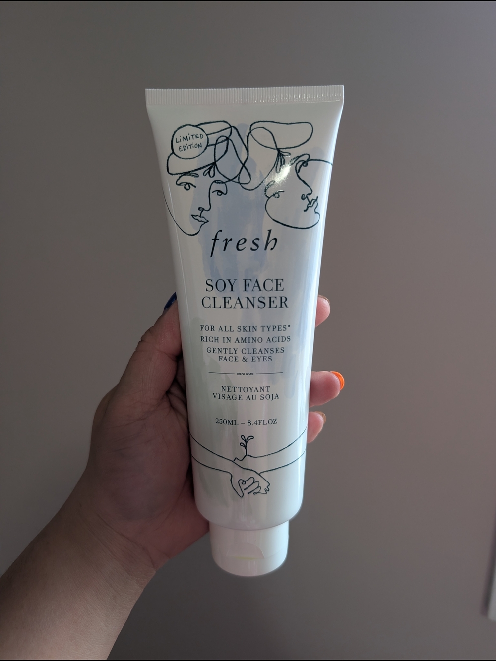 Fresh Soy Face Cleanser